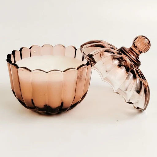 The Prosecco Spritz scented candle is a delightful homage to the effervescent and aromatic charm of this beloved cocktail, encased in a chic glass jar with lid.