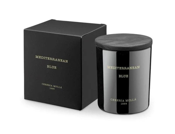 A stimulating and elegant contrast, Mediterranean Blue’s aroma allows us to travel to the heart of the Mediterranean Sea,