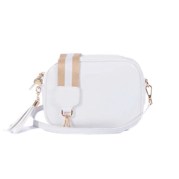 The Liv & Milly Sally in White is a classic & versatile crossbody bag crafted from a gorgeous soft vegan leather