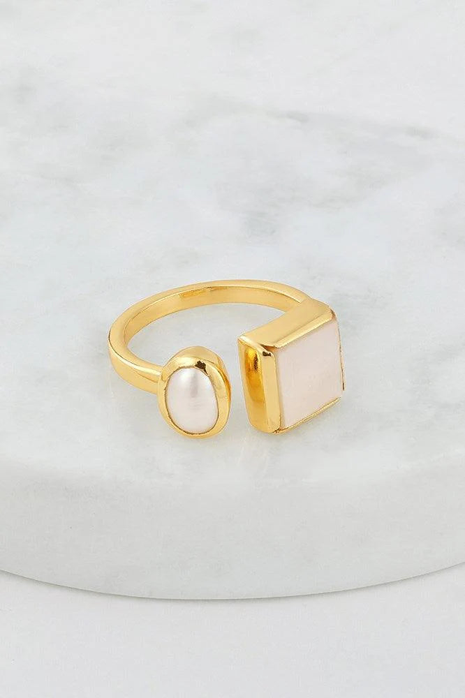 Hariette Pearl Ring - Size 8