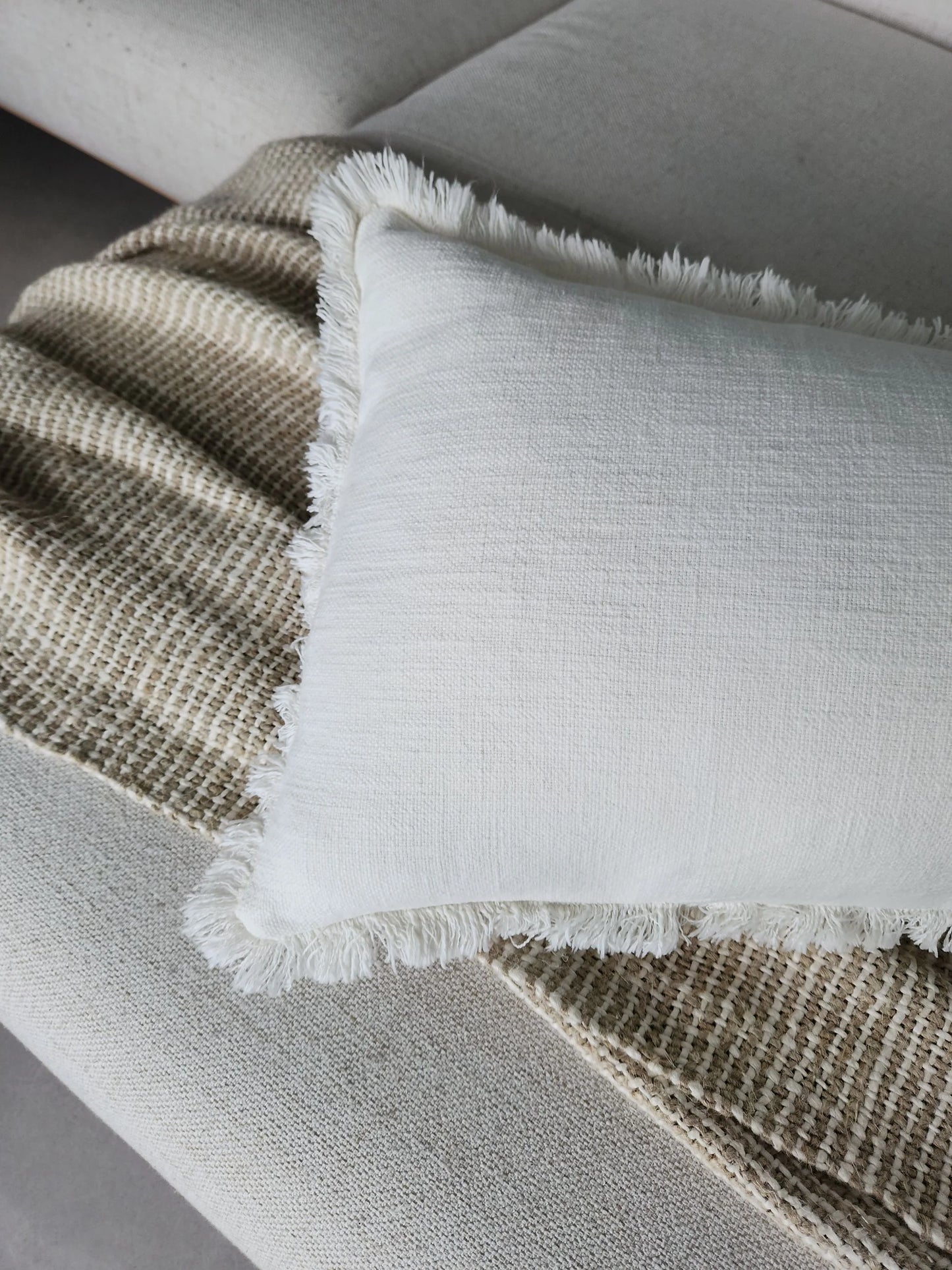 Champêtre Heavy Weight French Linen Cushion 40x60cm Lumbar - White × 1