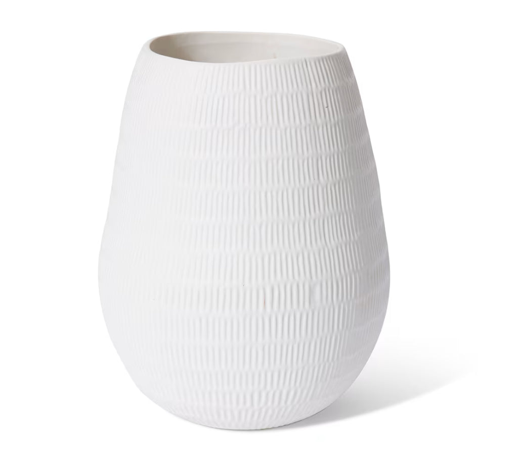 Juana Vase White
